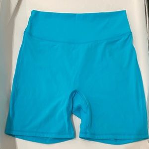 BuffBunny - 6” Legacy Shorts - M - Aqua Dream